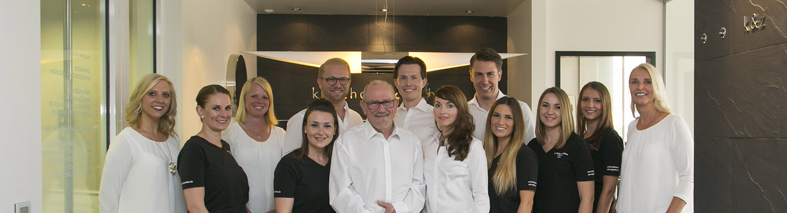 koschdon-zaehne-gruppenbild