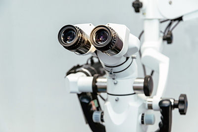 Microscope in the dental office